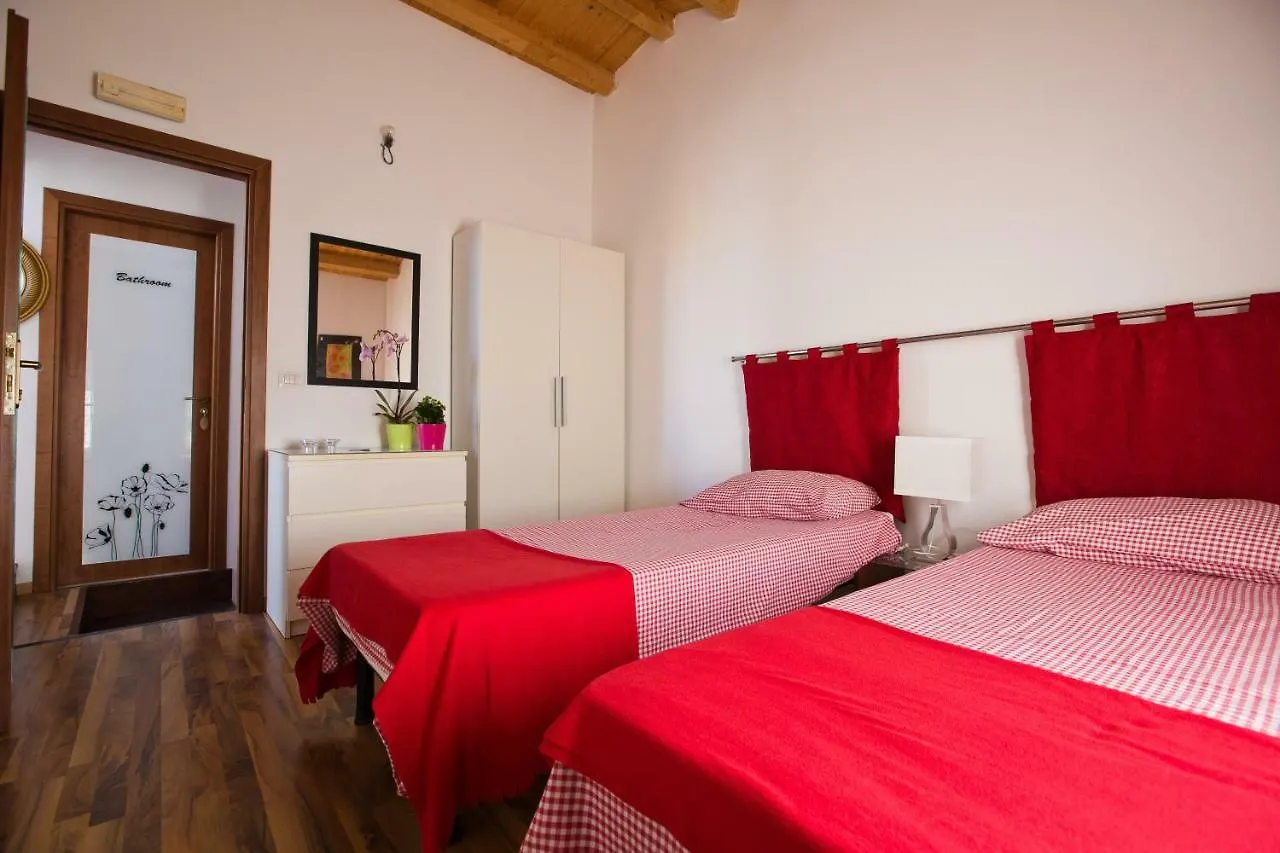 Hotel Experience Il Paesino Licodia Eubea Affittacamere
