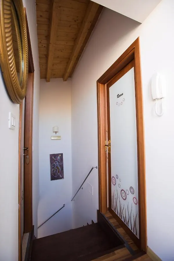 Hotel Experience Il Paesino Licodia Eubea 0*,  Italia